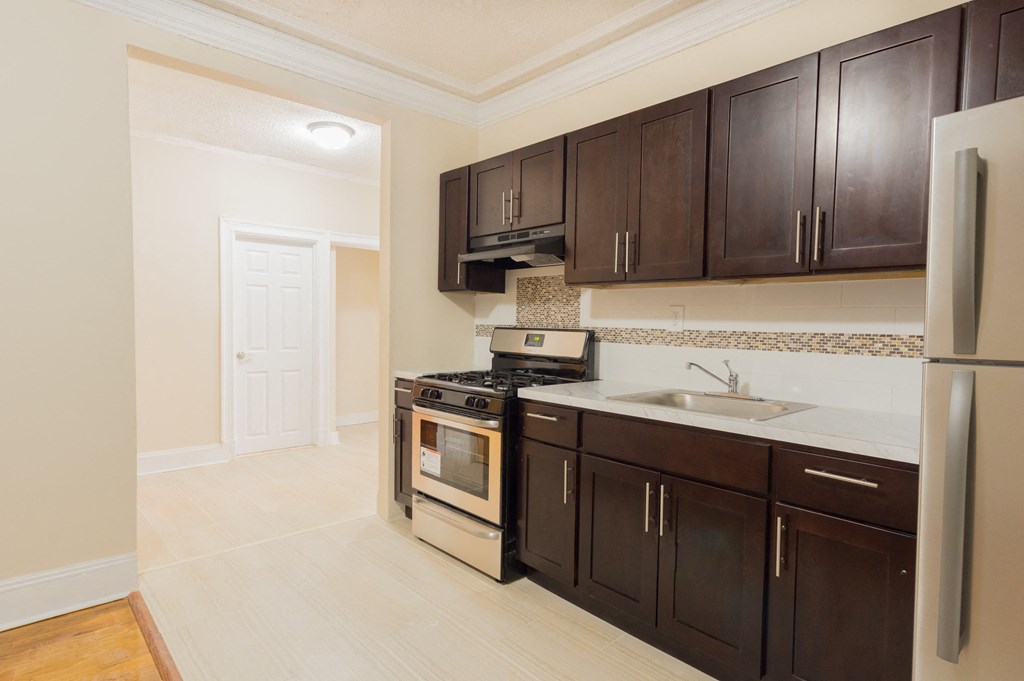 120 South Harrison Apartments, 120 South Harrison Street, East Orange